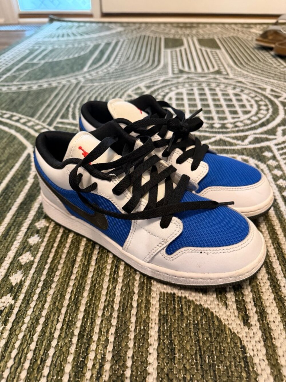 Jordan Nu Retro 1 Low Sneakers Blue White Black Youth 4Y